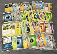 (170) Pokémon Card Collection
