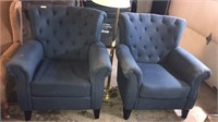 2 blue sitting chairs w floor lamp