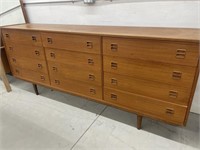 12 Drawer Dresser - 77 X 16 X 32.5 " Tall