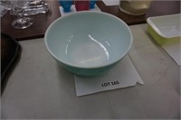 Pyrex light turquoise/blue 404 mixing bowl