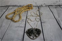 Vintage Necklaces Twisted Wire w/ Stone
