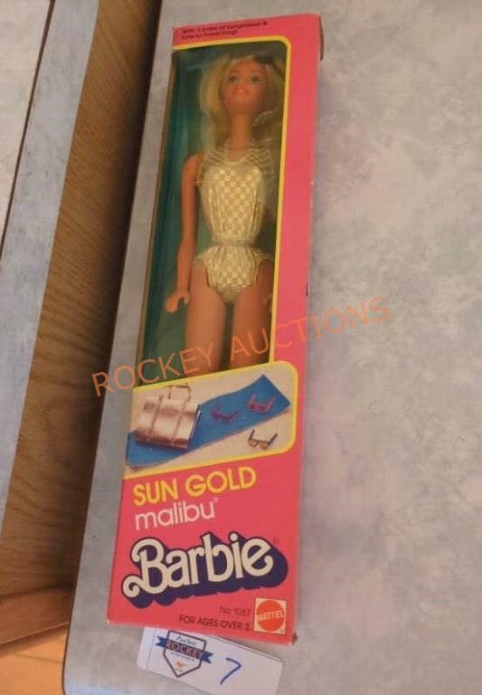 Vintage sun gold malibu Barbie new in box