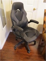 Rolling Padded Office Chair W/ Armrests