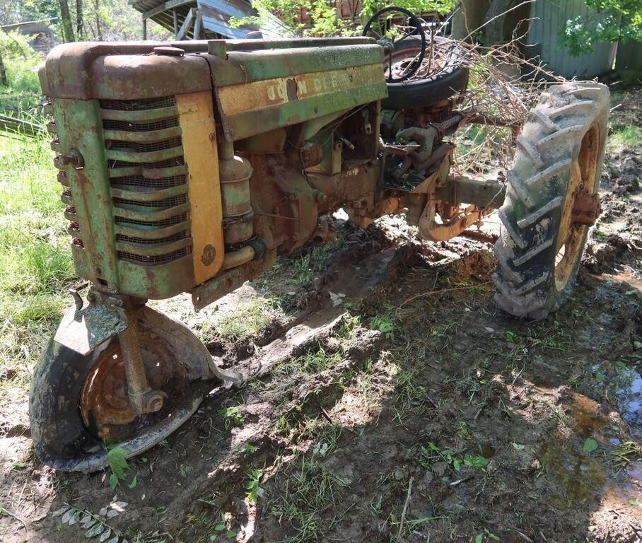 John Deere 1950 Tractor Model MT Serial # 22965