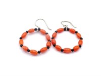 Coral & onyx beaded hoop earrings
