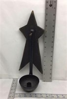 D2) STAR CANDLE HOLDER