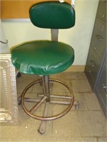 Pedestal Chair