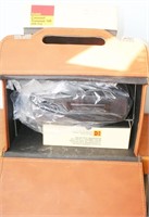 Kodak Slide Projector w/ Carrying Case,