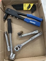 RATCHETS, ALLEN WRENCHES, POP RIVET TOOLS