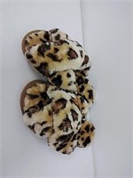 New leopard print house slippers, size 38-39