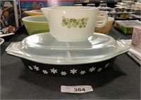 Vintage Pyrex Snowflake Oval Divided Dish w/ Lid,
