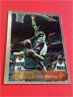 1996 Topps Chrome Ray Allen Rookie Card