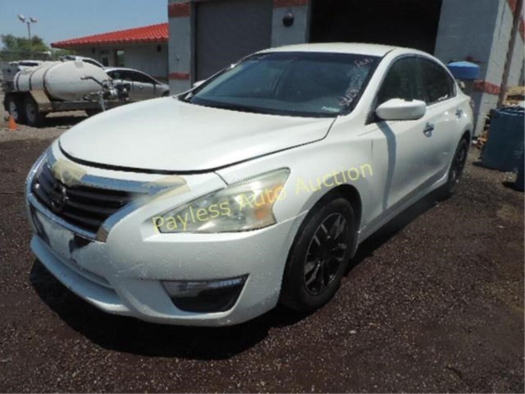 2015 Nissan Altima 1N4AL3AP1FC492804 White