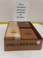 Box of 4 cigar boxes