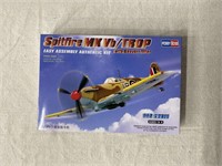 Spitfire MK Vb/TROP 1:72 Scake Model Plane