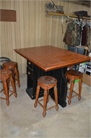 French Country style Table w/ 4 Stools
