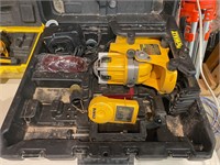 DEWALT LASER