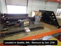 LOT, ASSORTED HYDRAULIC CYLINDERS & PARTS ON THIS