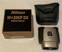 Nikon 10x25CFDX Adventurer Binoculars with Case