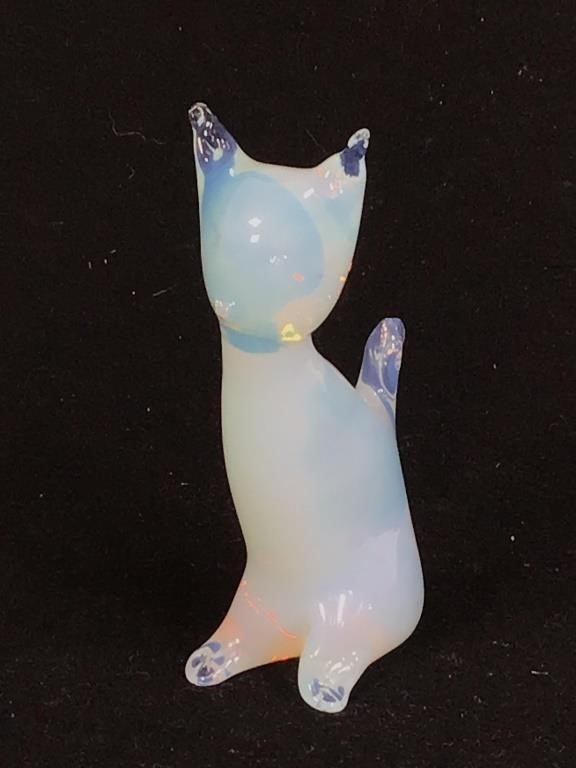 Hand Blown Opalescent Glass Cat Figurine