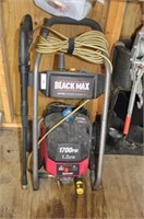 Black Max 1700 PSI Pressure Washer