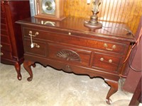 mahogany cased Lane cedar chest on capriole legs