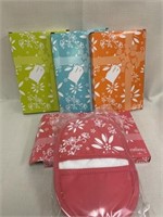 Oven mitts temptation gift sets
