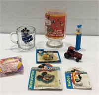 Collectible Mickey, Snoopy and More Y10C