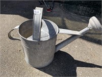 # 10 GALVANIZED WATERING CAN