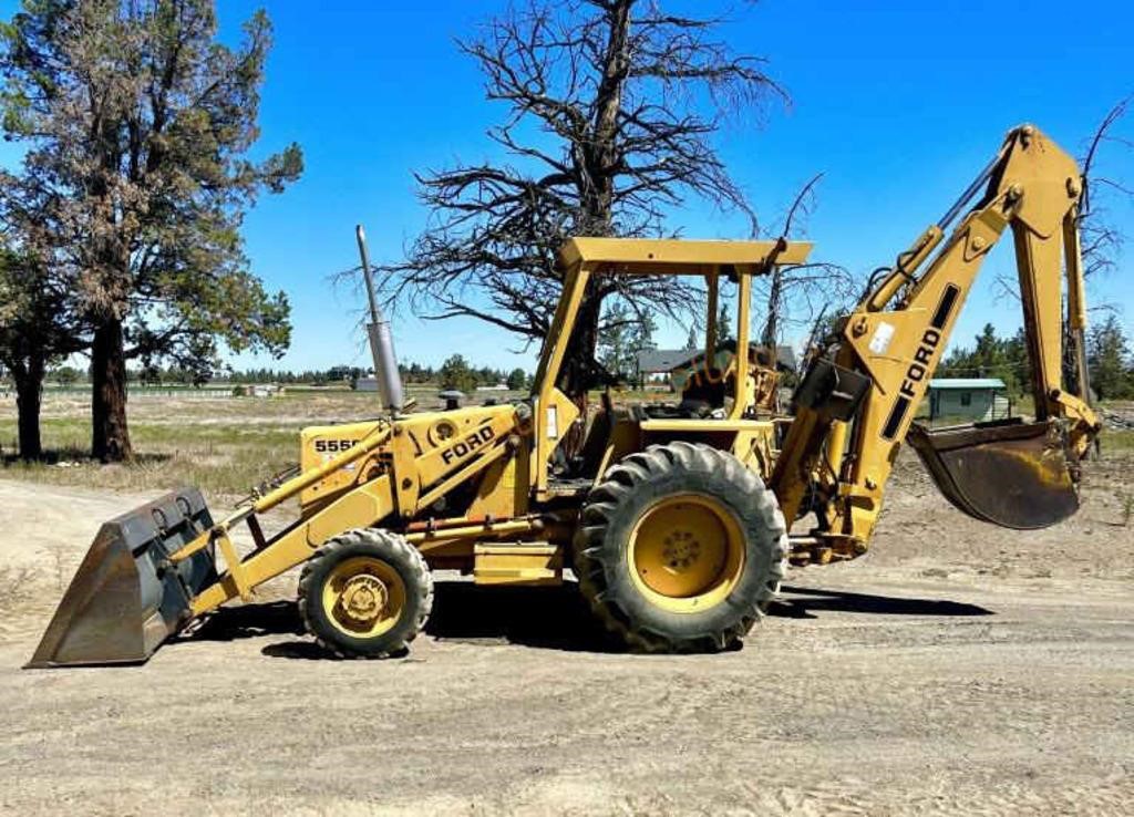 1984 Ford 555B Backhoe