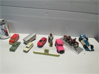 GROUP OF VINTAGE TOY CARS, MOTORCYCLES