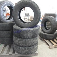 4 Hankook tires LT275/70R18 used