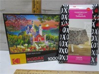 PUZZLE & TABLE CLOTH NEW