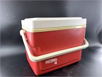 Service brand cooler with a smaller 5 quart ice ch