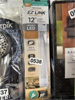 EZ LINK LIGHT FIXTURE RETAIL $30