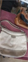 Coach purse tan/white