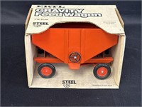 Ertl Gravity Feed Wagon