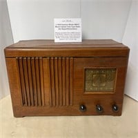 c.1939 Emerson DM311 Tube-Type Radio
