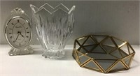 3 DECORATIVE GLASS PIECES