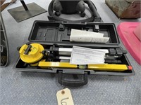 Laser Level w/Tripod & Carrying Case