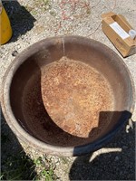30 inch diameter, cast-iron kettle with crack