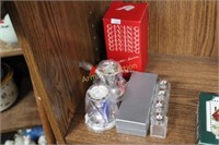 SILVERPLATED CANDLE HOLDERS - SHAKERS - ONEIDA-