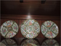 Vintage Chinese Rose Medallion Porcelain Plates