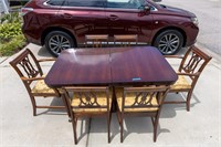 Mahogany Double Pedestal Dining Table & Six Chairs