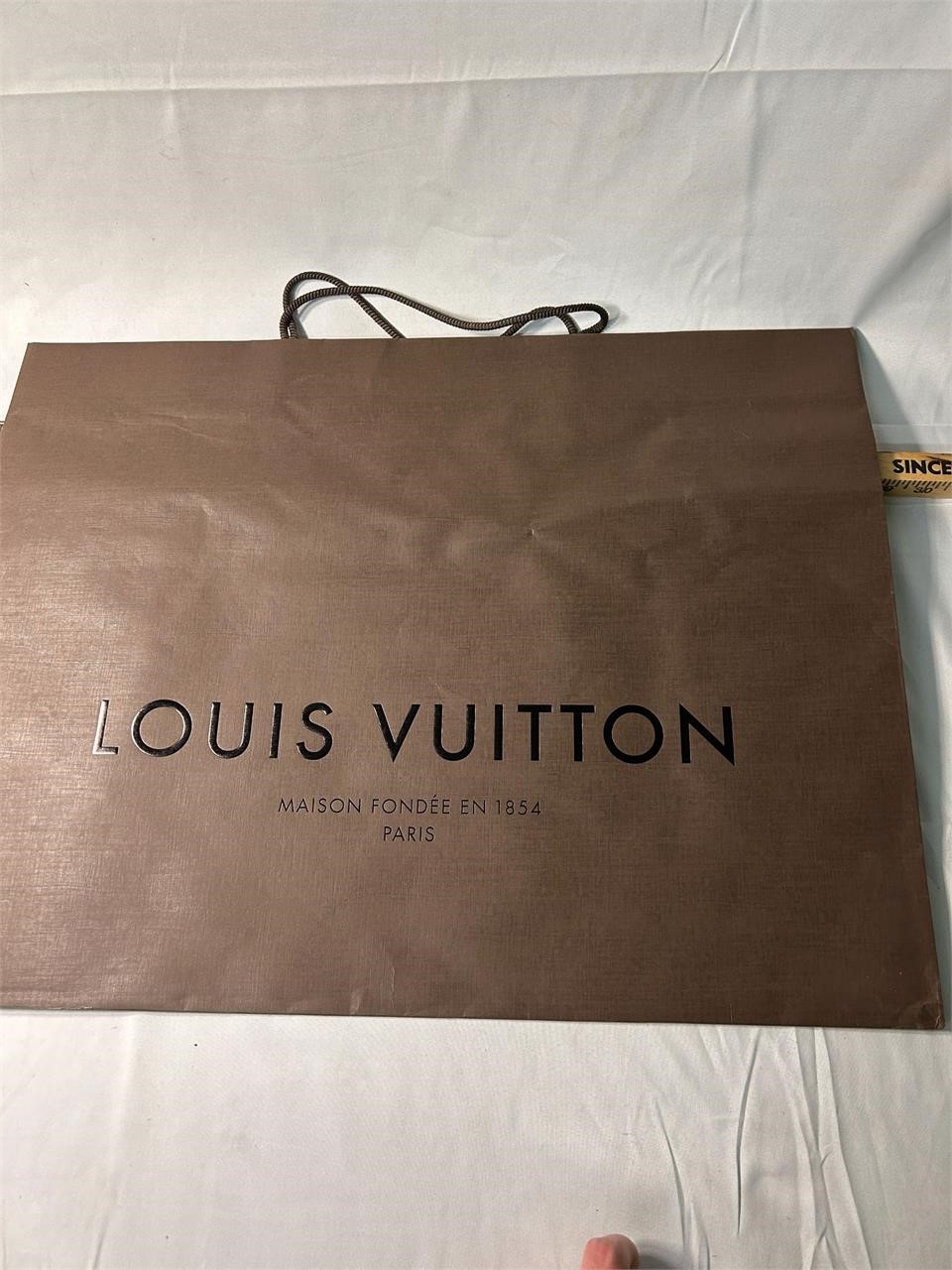 Large Louis Vuitton Shopping Bag (1)