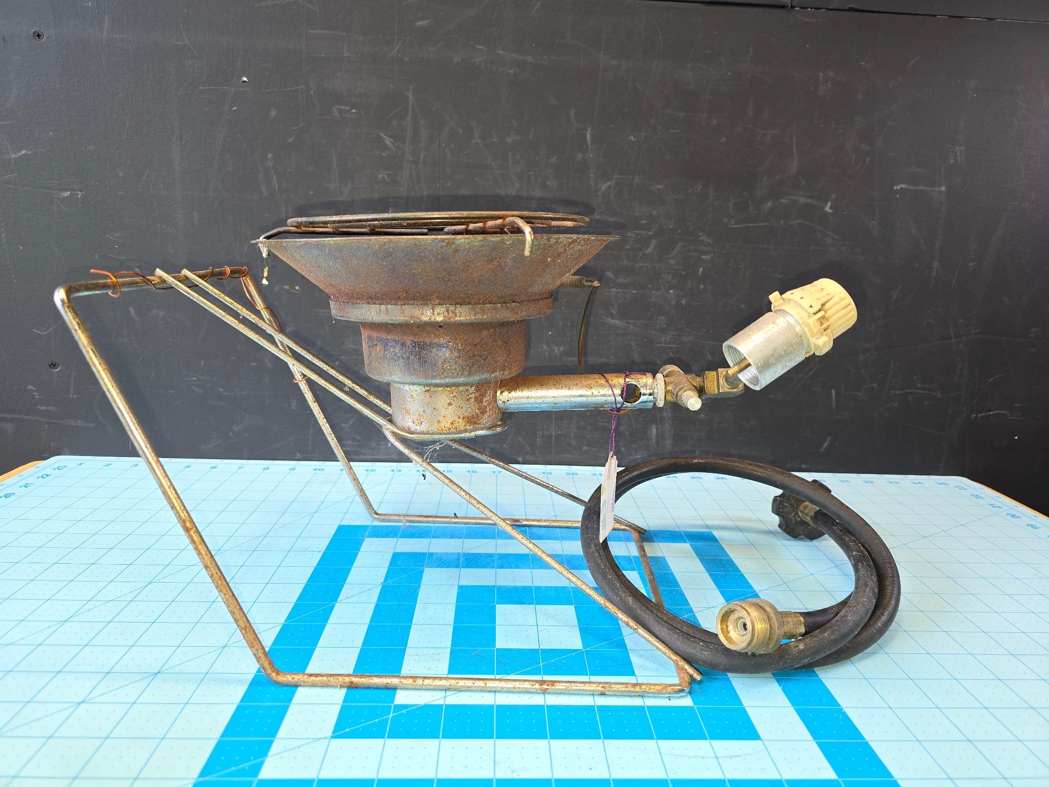Vintage propane tank top heater/stove with stand