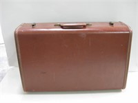Vtg 21"x 7"x 13" Leather Samsonite Suitcase