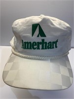Amerhart self adjusting ball cap appears to be in