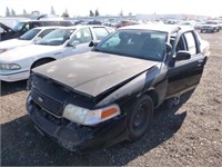 1999 Ford Crown Victoria Sedan