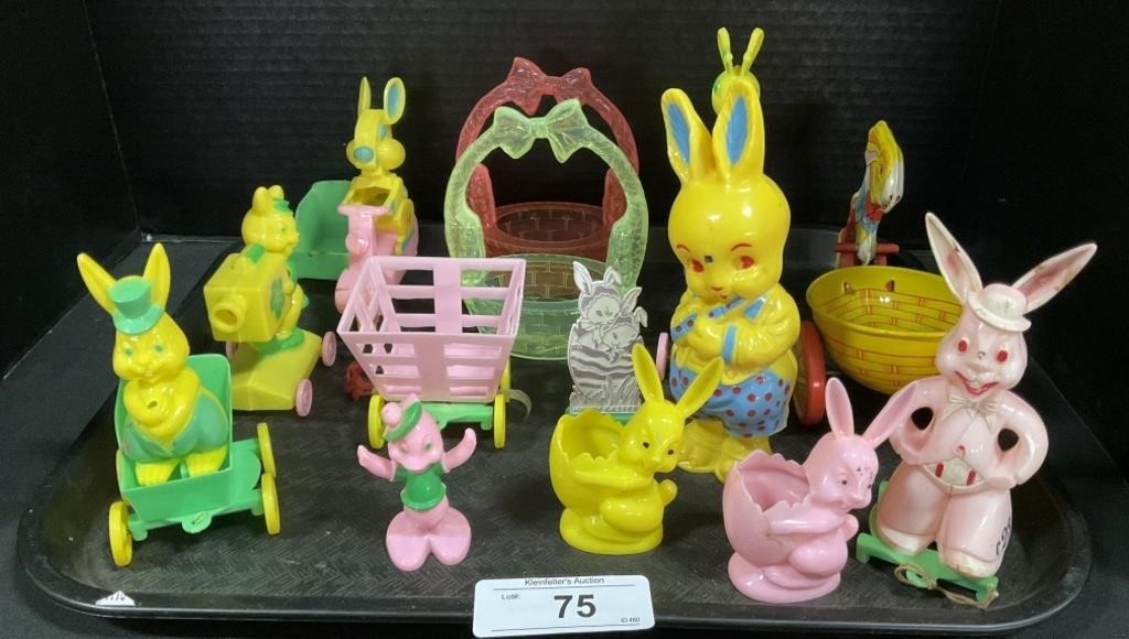 Vintage Plastic' Tin Easter Decor/Figurines.